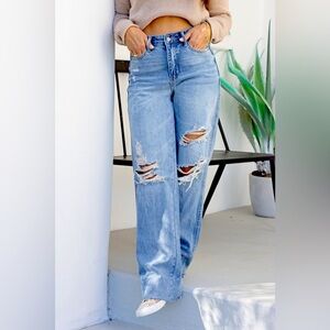 Judy Blue Brand NEW with tags 90s straight fit jean with distressing size 5/27